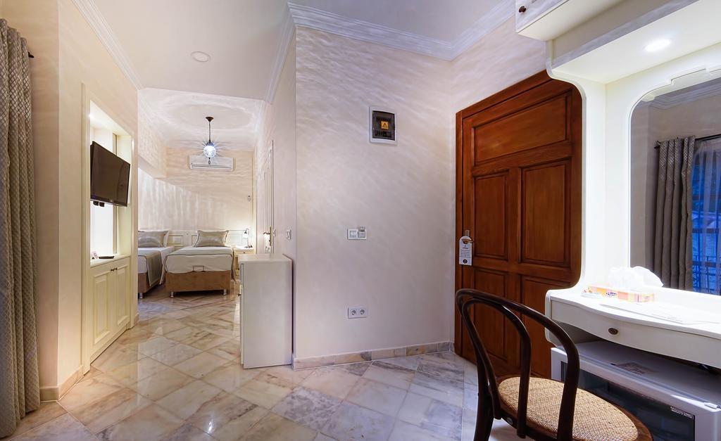 Minyon Hotel Antalya Buitenkant foto