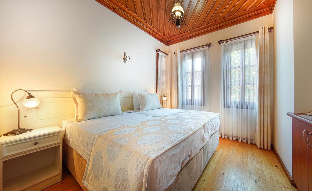 Minyon Hotel Antalya Buitenkant foto