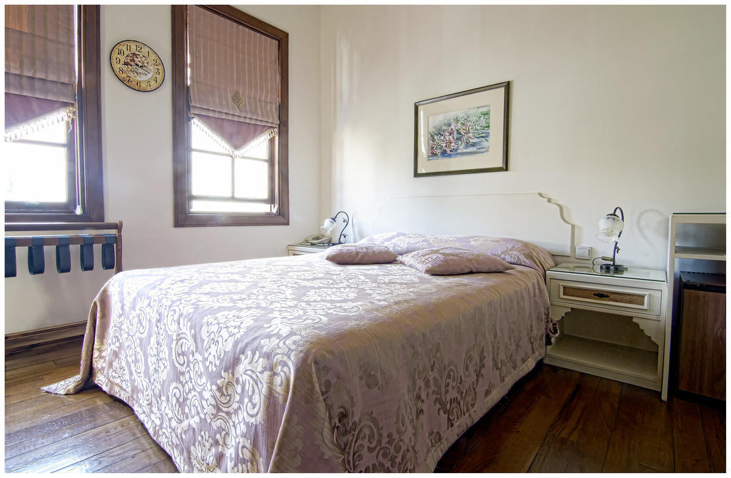 Minyon Hotel Antalya Buitenkant foto