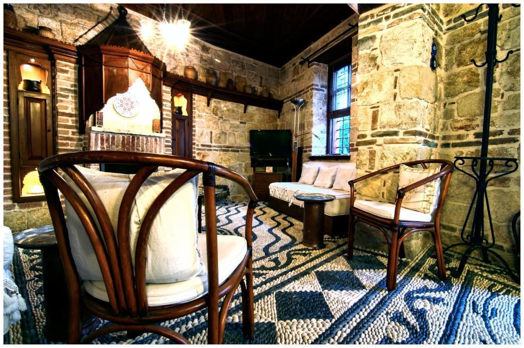 Minyon Hotel Antalya Buitenkant foto